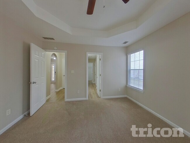 Building Photo - 708 Percevil Point