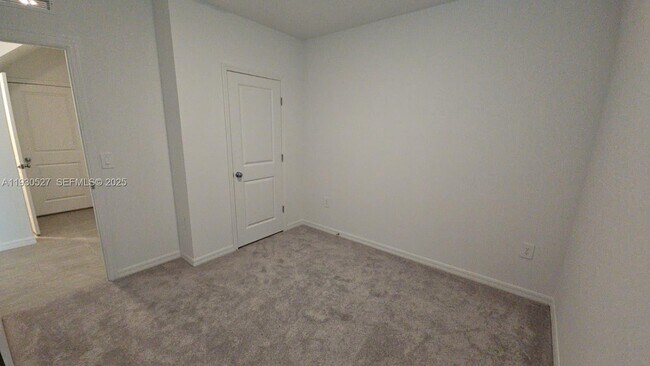 Building Photo - 4724 Yellow Elder Wy