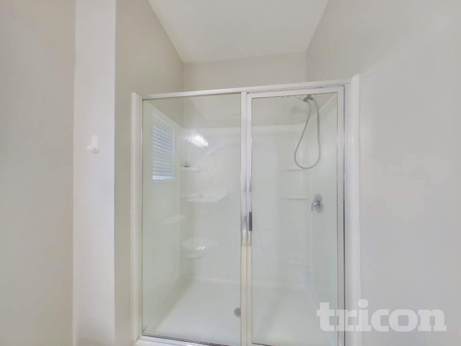 Building Photo - 3301 Pikes Peak Dr