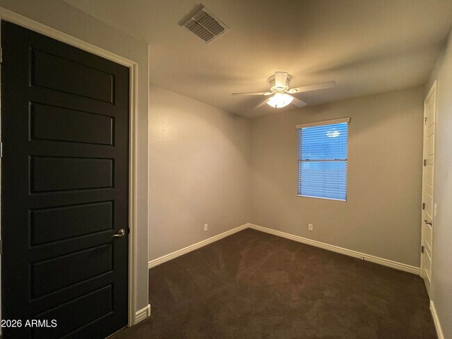 Building Photo - 10154 Theorem Dr