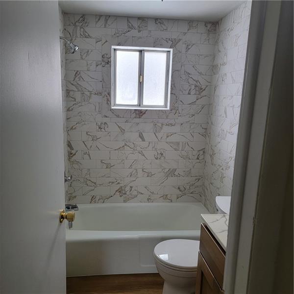 Building Photo - 890 Monaca Rd