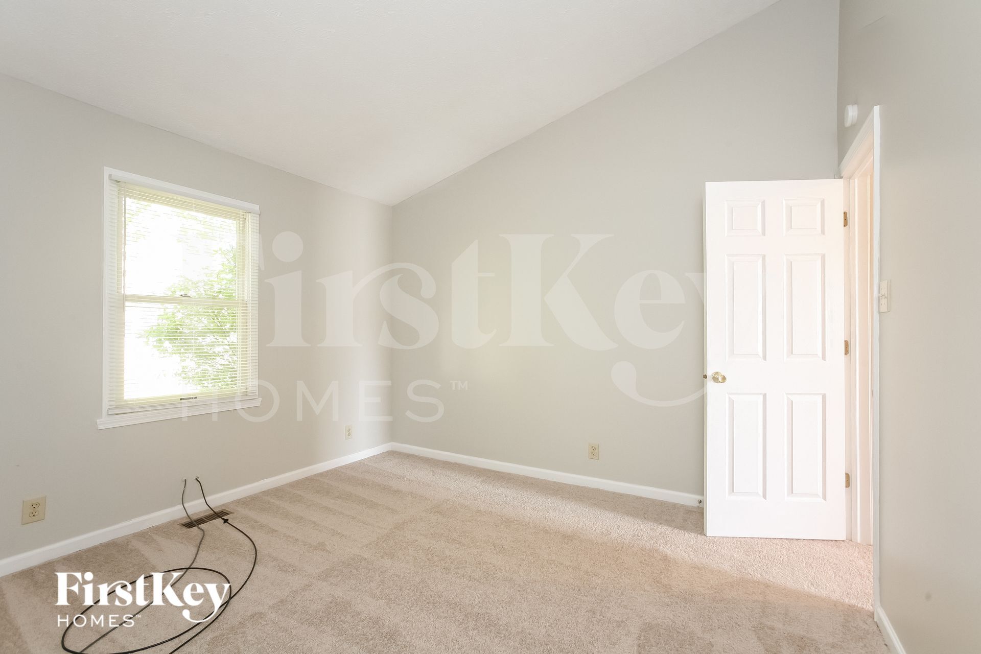 Building Photo - 8548 Appleby Ln