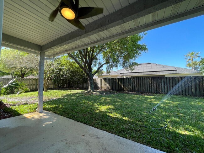Building Photo - ** Coming Soon ** 3 Bedroom in Plum Tree