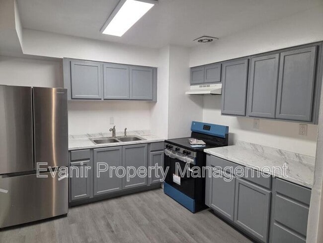 Building Photo - 3747 Barbarosa Dr