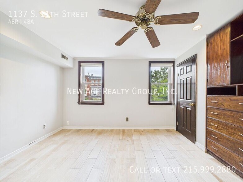 Building Photo - 1137 S 11th St