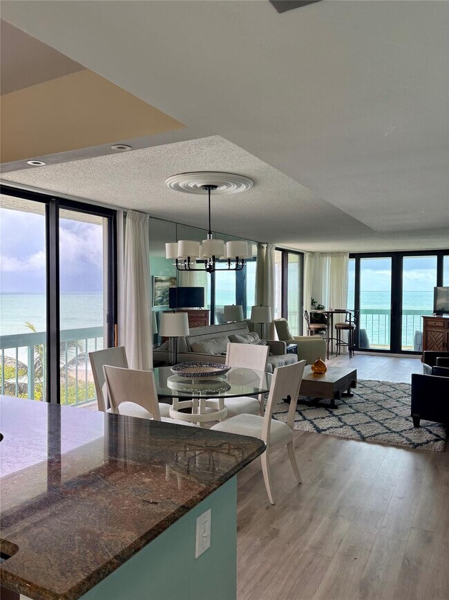 Building Photo - 9940 S Ocean Dr