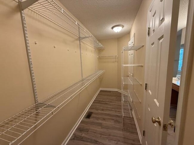 Building Photo - 211 Swansboro Dr