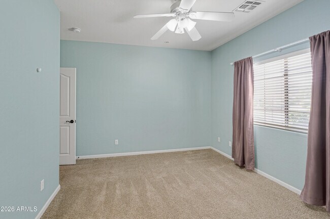 Building Photo - 4335 E Fox Cir