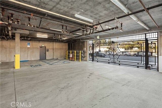 Building Photo - 11714 Archwood St