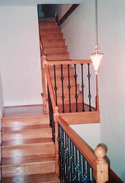 Building Photo - 2842 Missouri Ave