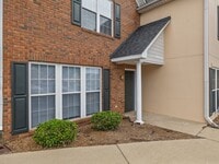 Building Photo - Newly Renovated 2BR, 2.5 BA in Greer SC