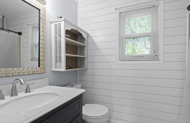 Building Photo - Three Bedroom Home for Rent with Two Bonus Areas!!!