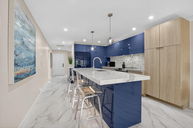 Building Photo - 5753 Spindle Palm Ct