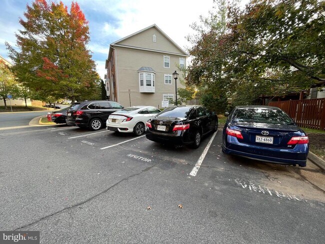 Building Photo - 4106 Hazelwood Ct