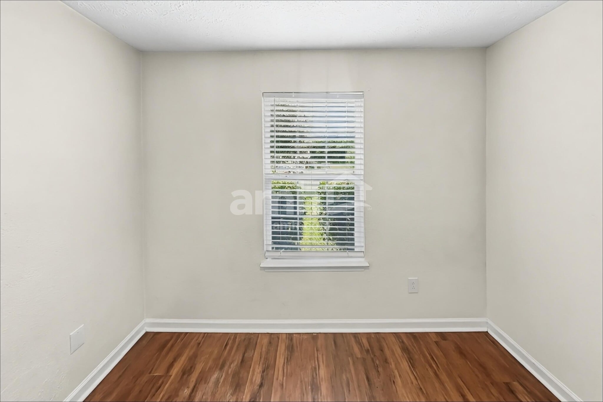 Building Photo - 1856 Portview Dr