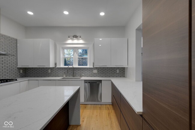 Building Photo - 11178 Ditch Rd