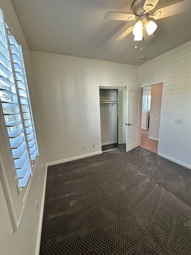 Building Photo - 2 Story home 3 Bedroom, 3 Bathroom Tustin Field.