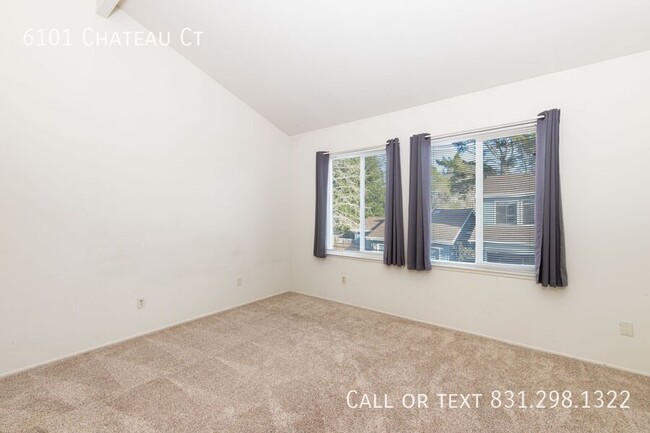 Building Photo - Charming 3Bd 3Ba Condo with Garage & Easy ...