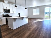 Building Photo - 350 N Lagrasse Ln