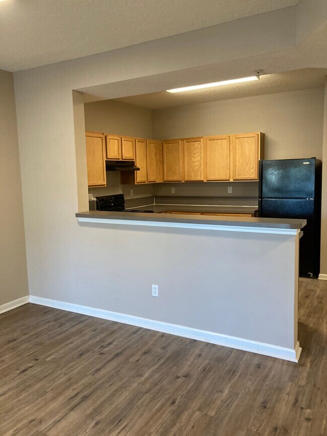 Kitchen - 2200 Marsh Hawk Ln