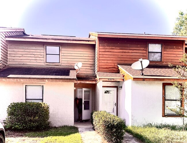 Building Photo - 4285 Melissa Ct W