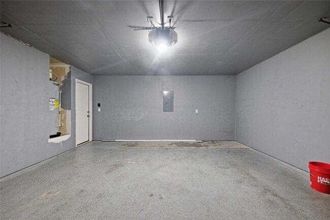 Building Photo - 11912 Jamie Dr