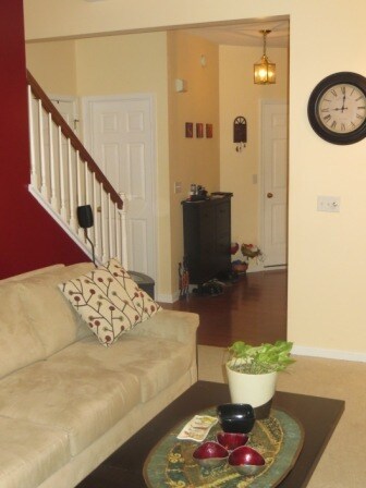 Building Photo - 645 Springhouse Ln
