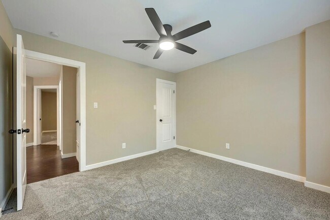 Building Photo - 13104 Tilder Dr