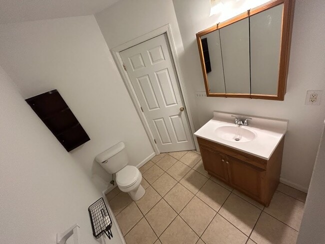 Building Photo - 114 W Alexander St