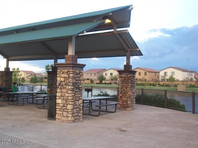 Building Photo - 6872 W Darrel Rd