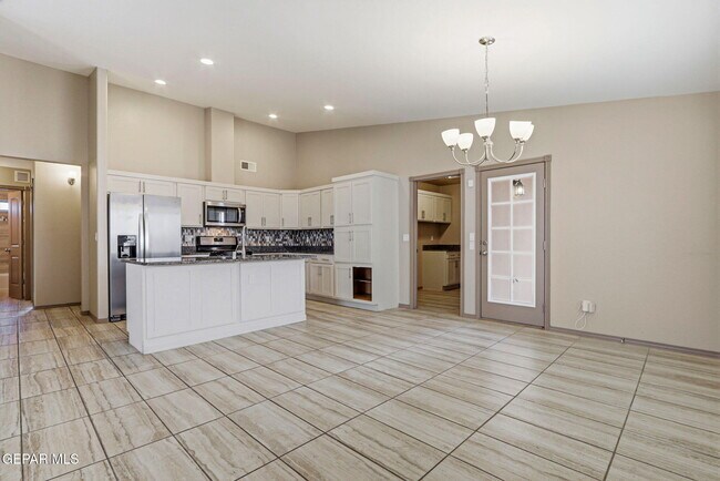 Building Photo - 14937 Tierra Isaiah Ave