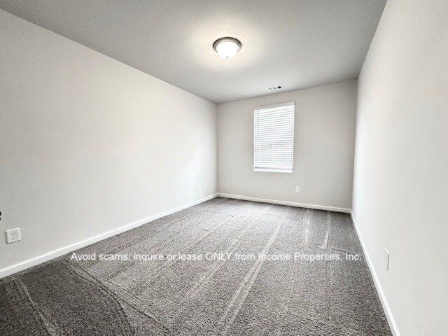 Building Photo - 512 Medwyk Dr