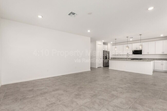 Building Photo - 35405 W Catalan St