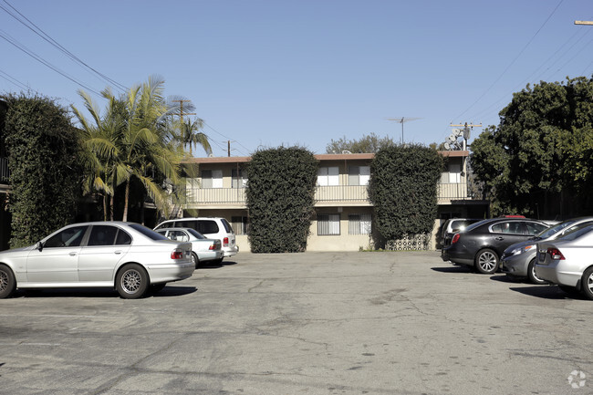 Building Photo - Orange Manor Apartments