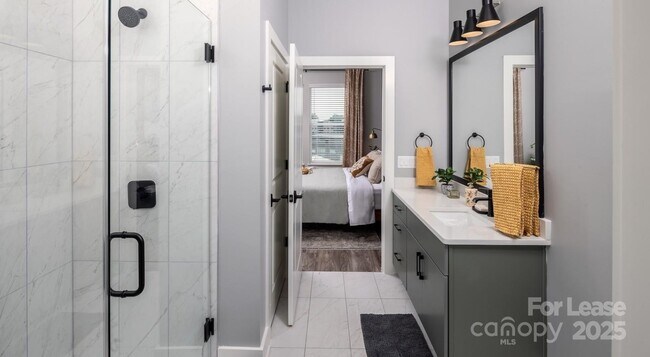 Building Photo - 2220 Wilkinson Blvd