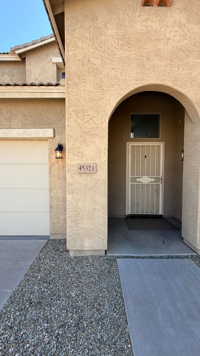 Building Photo - 45321 Miramar Rd