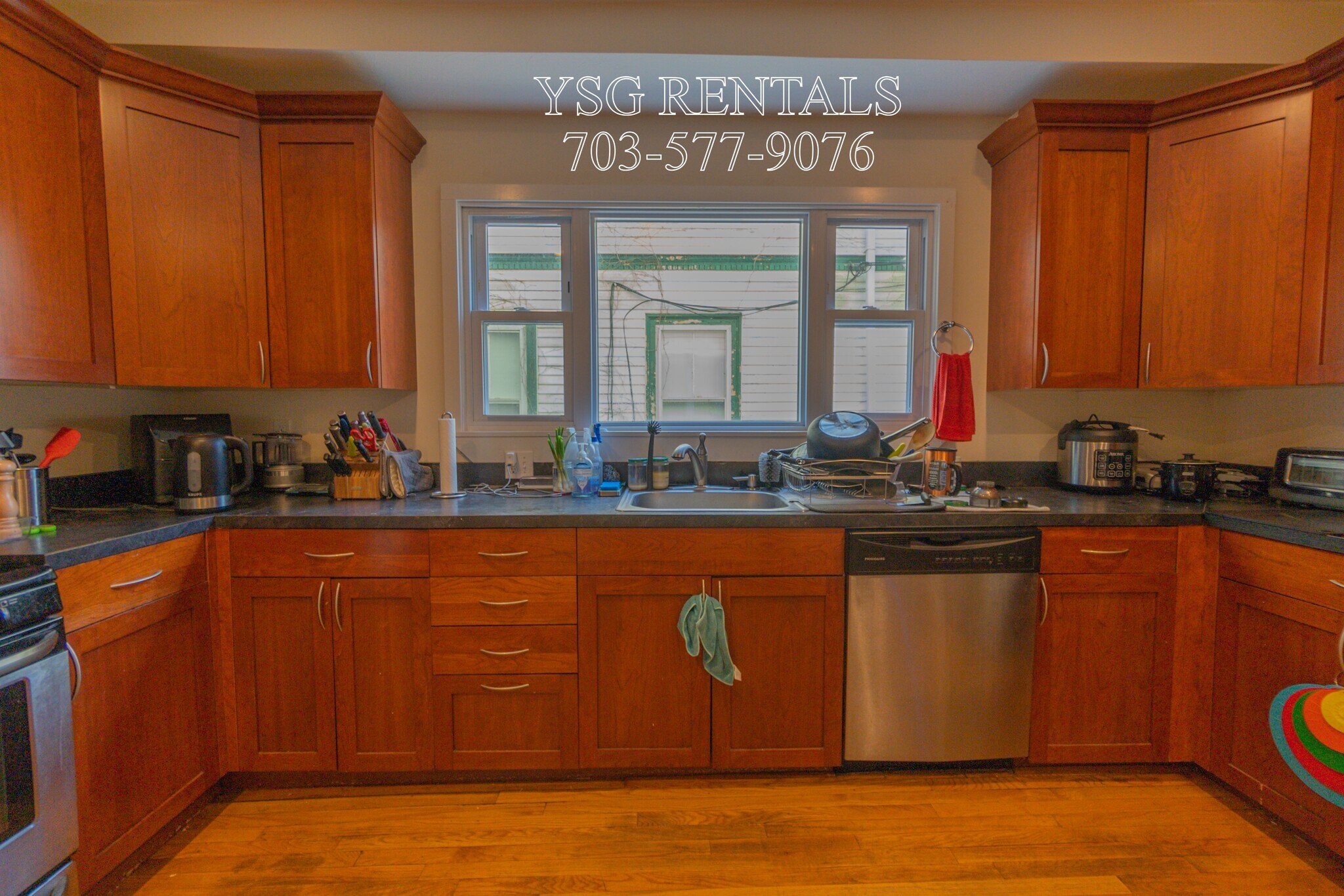 Building Photo - 364 Highland Ave