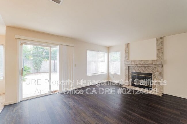 Building Photo - 4620 Fallow Way