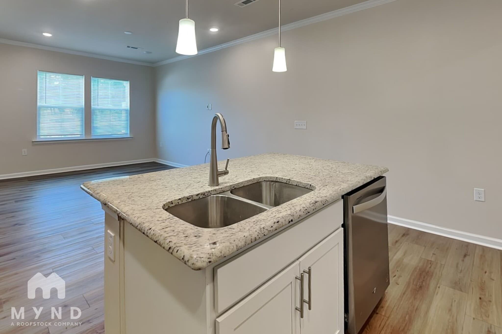 Building Photo - 845 Falls Grove Trl