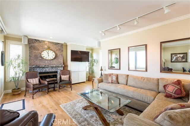 Building Photo - 34 4th St