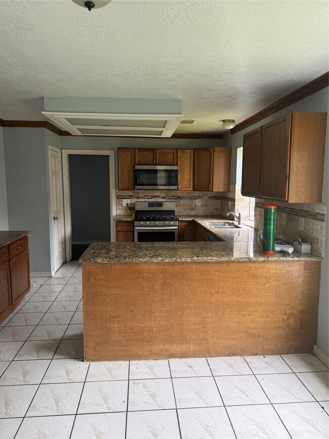 Building Photo - 5322 Golden Stream Dr