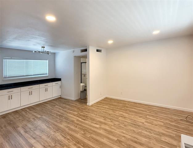 Building Photo - 4811 Live Oak St