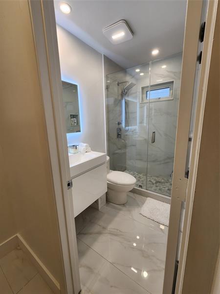 Building Photo - 1303 Seagrape Cir