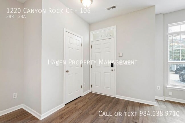 Building Photo - 1220 Canyon Rock Court
