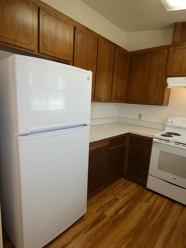 Building Photo - **Beautiful Duplex**