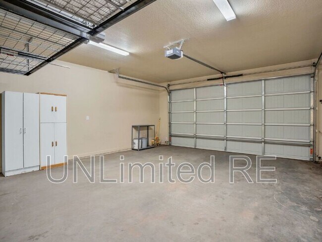 Building Photo - 2345 W Mission Timber Cir