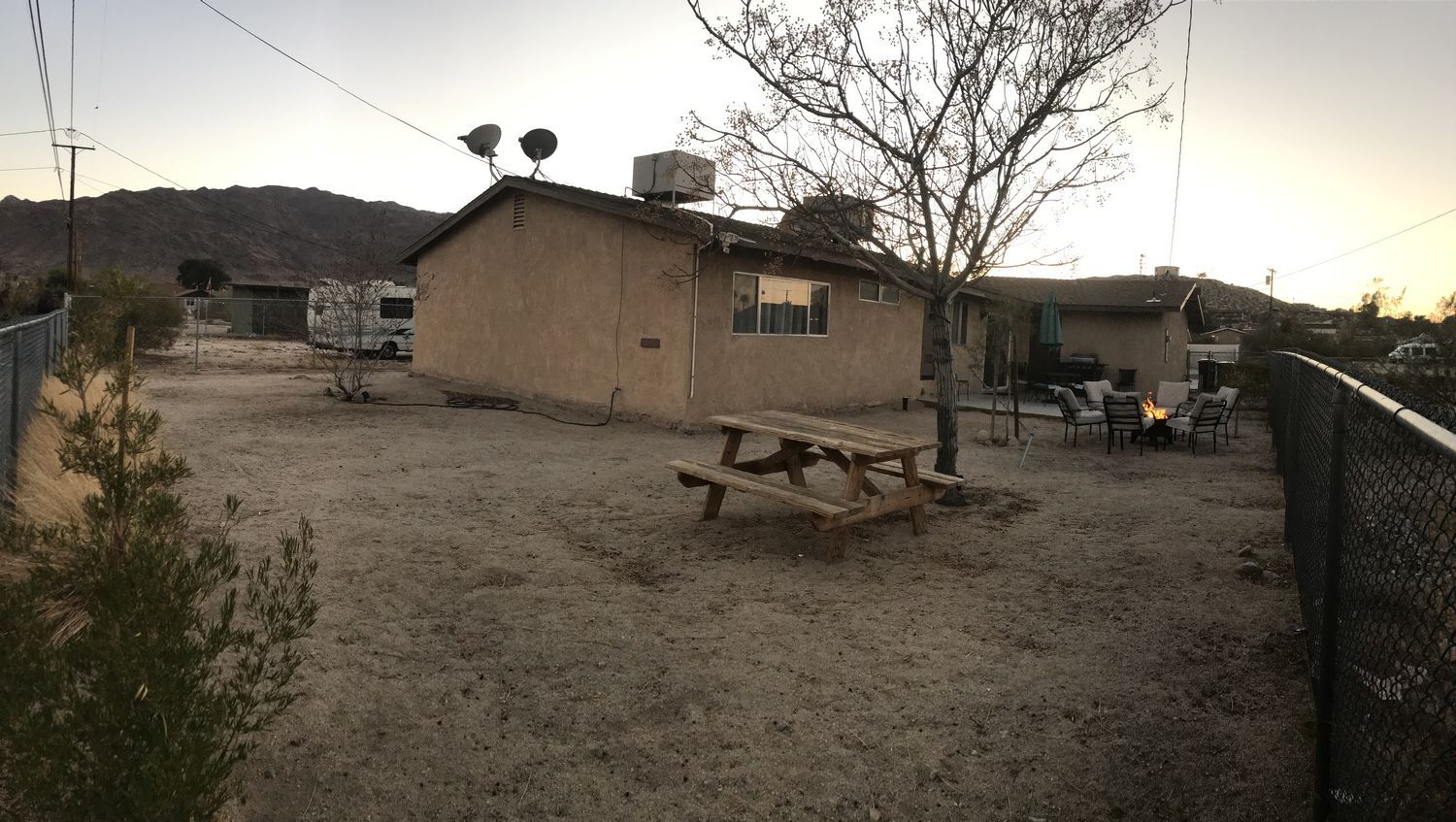 Building Photo - 6577 Desert Queen Ave