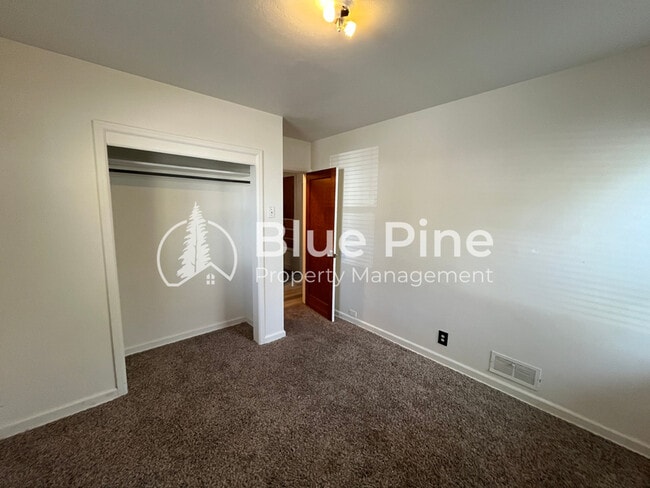 Building Photo - 108 Horrocks Dr