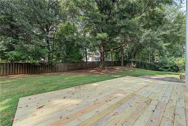 Building Photo - 80 Savanna Ct