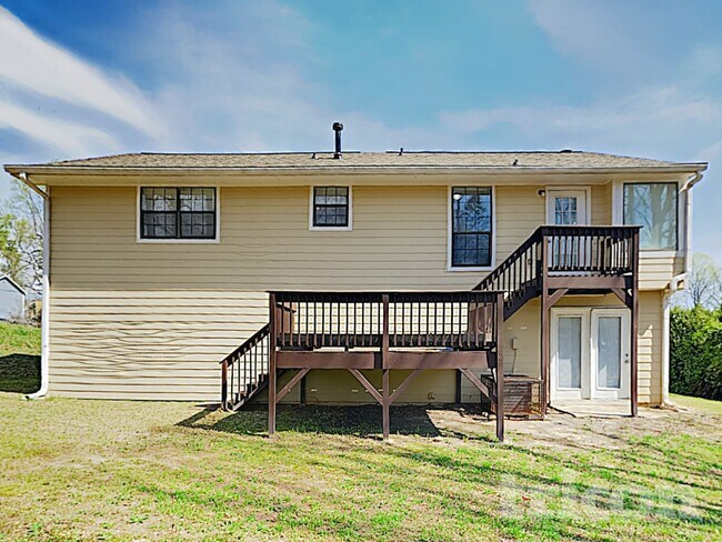 Building Photo - 2637 Cimmaron Trail